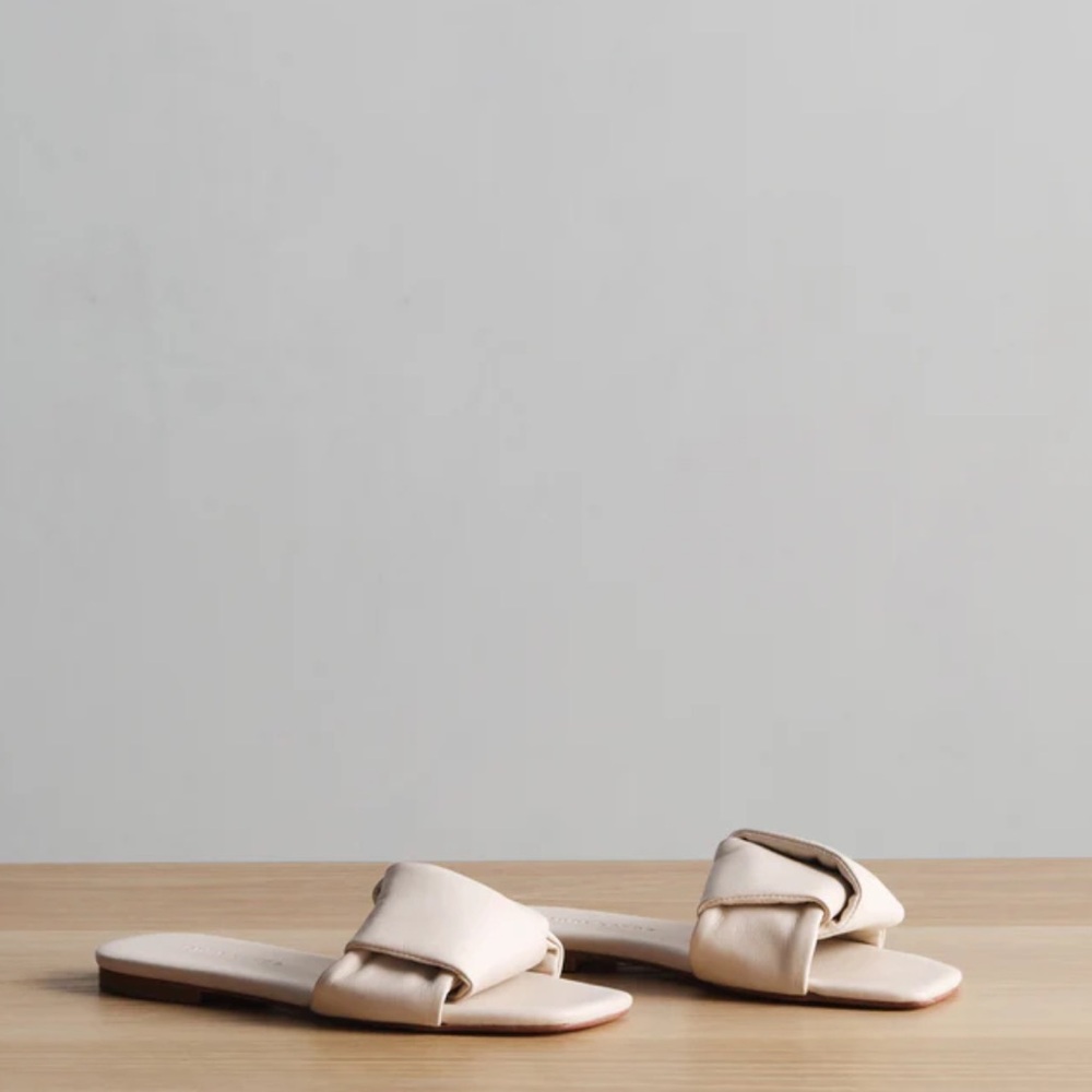 Jenni Kayne Dani Slides